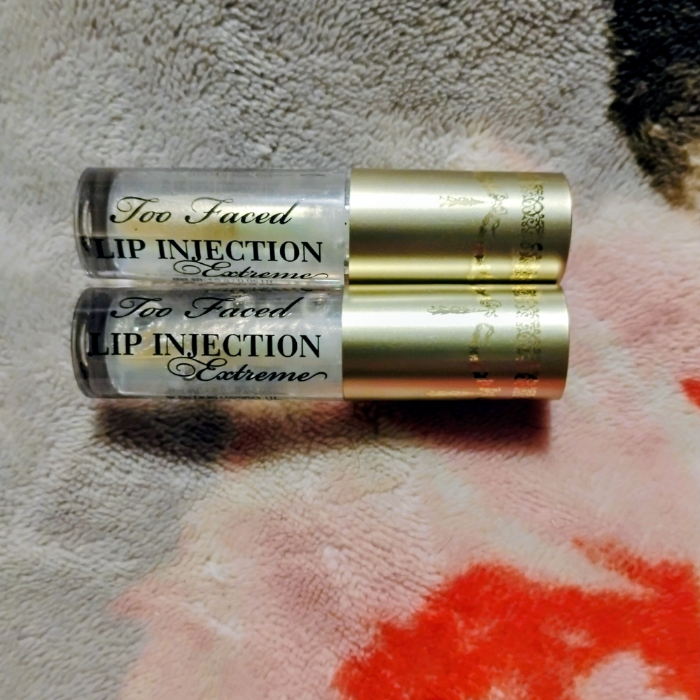 Too Faced Lip Injection Extreme - Shimmering Gold